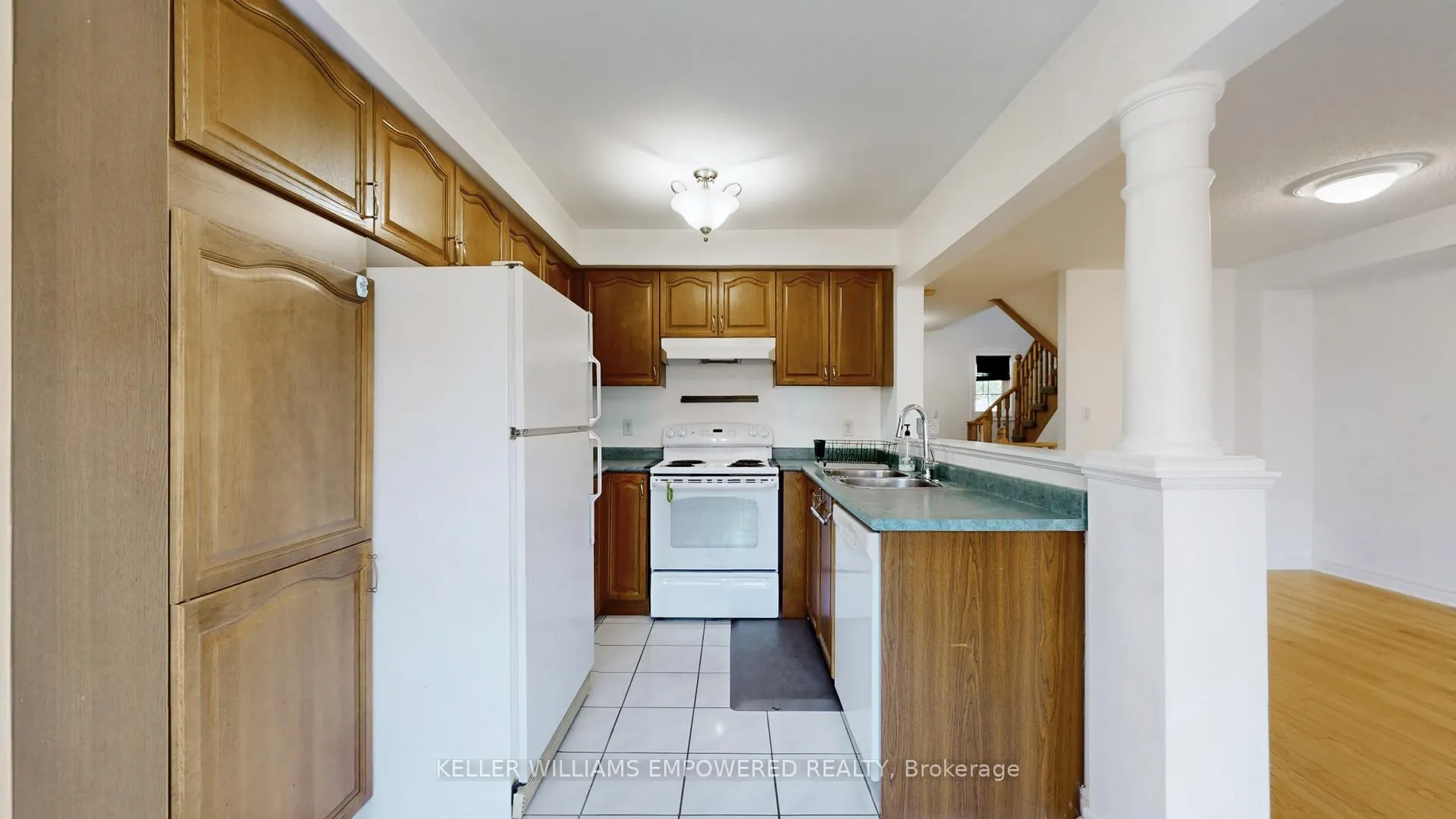 Photo 9 of 59 Melody Drive, Whitby, Brooklin — HOMEH