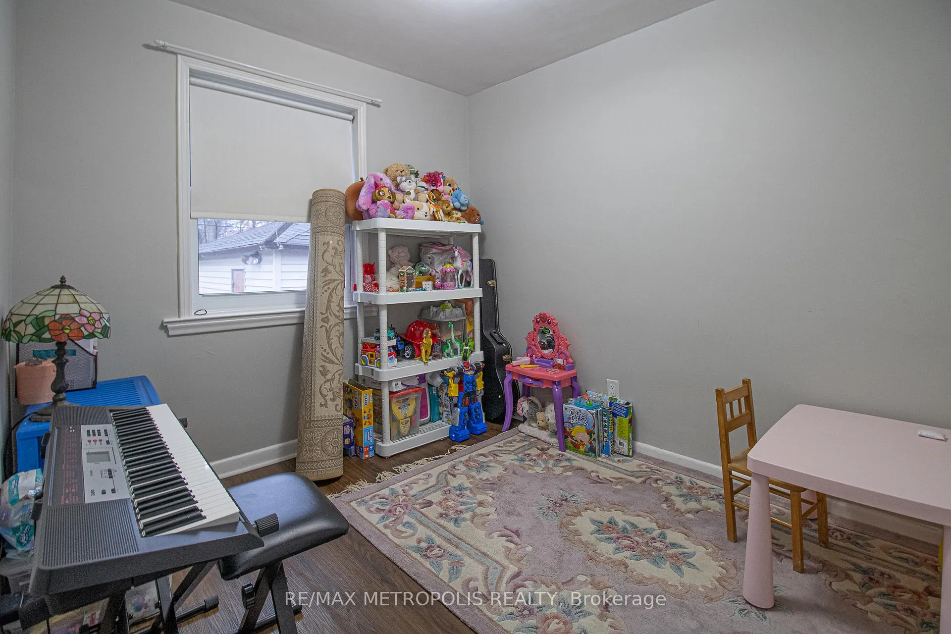 Photo 13 of 288 Guelph Street, Oshawa, Donevan — HOMEH