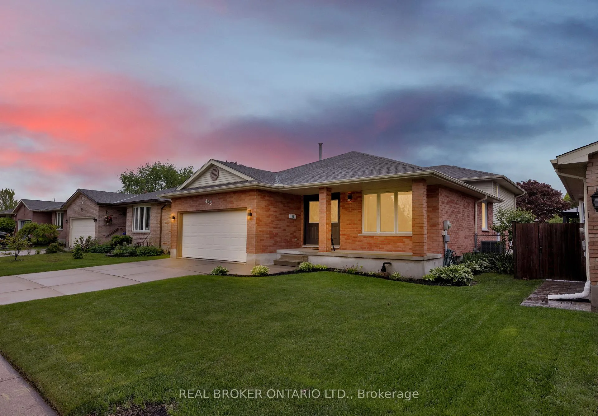 Photo 2 of 483 Northlake Drive, Waterloo — HOMEH