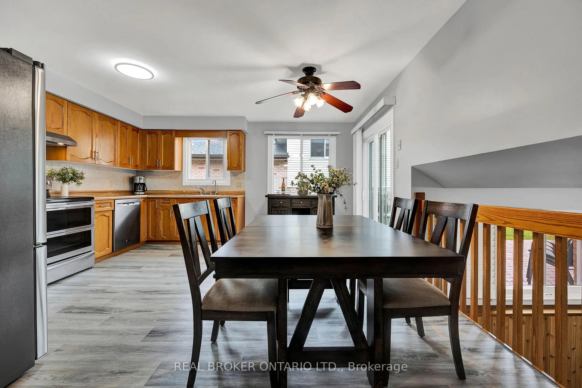 Photo 5 of 483 Northlake Drive, Waterloo — HOMEH