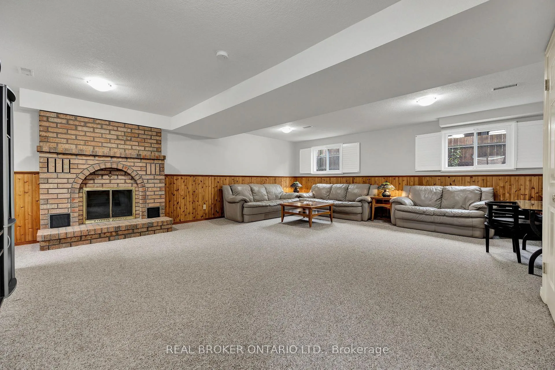 Photo 14 of 483 Northlake Drive, Waterloo — HOMEH