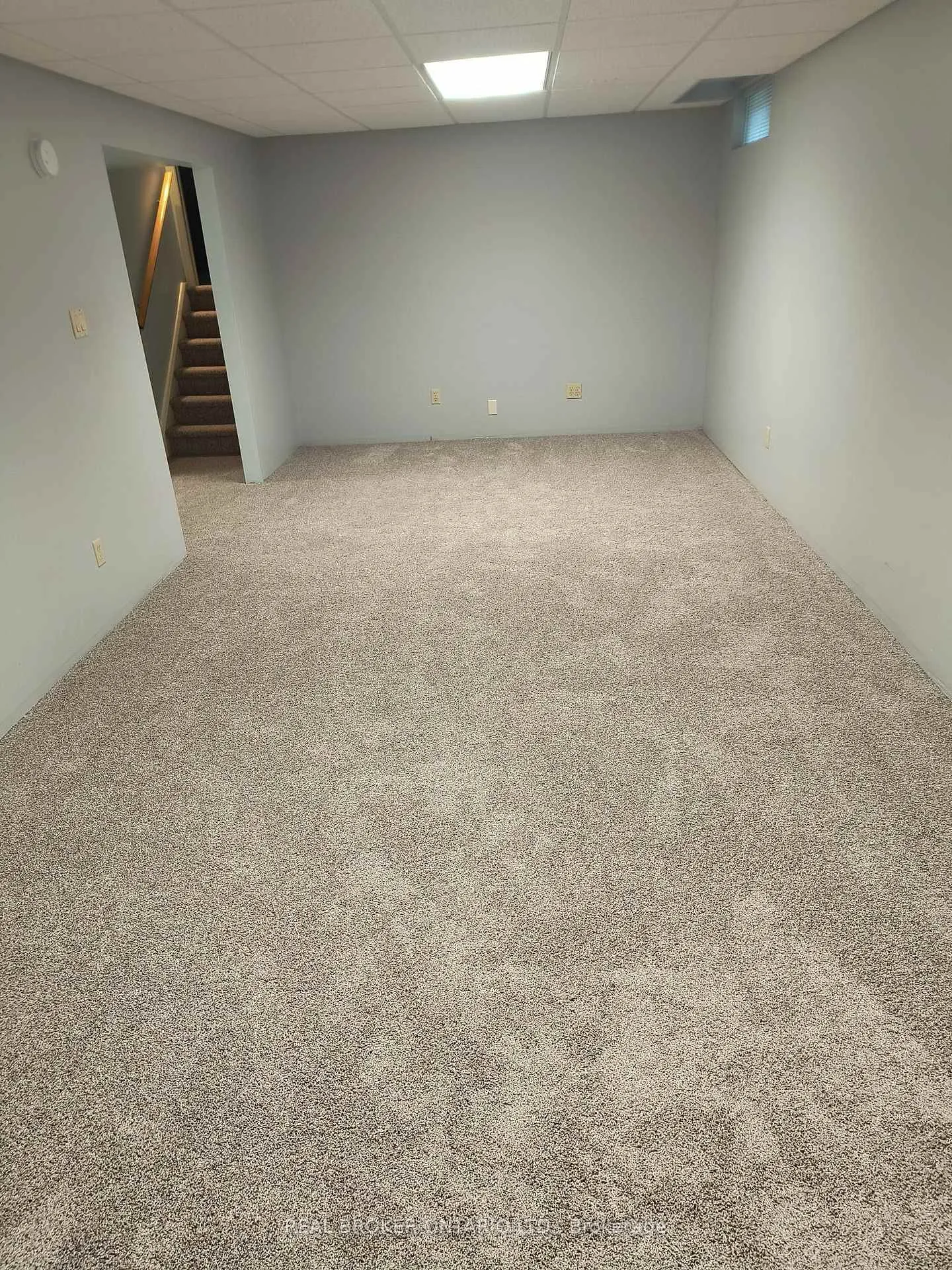 Photo 26 of 483 Northlake Drive, Waterloo — HOMEH