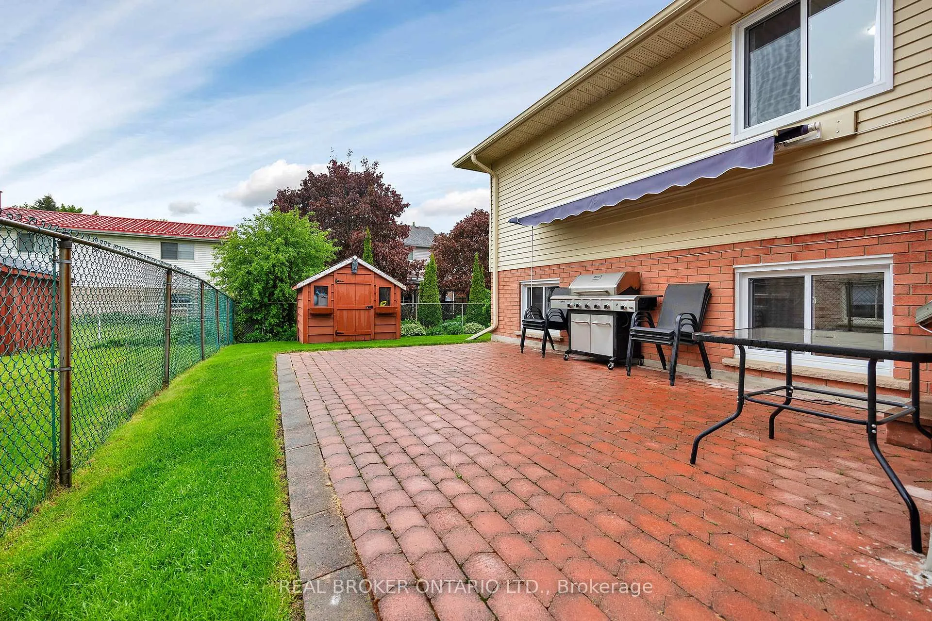 Photo 30 of 483 Northlake Drive, Waterloo — HOMEH