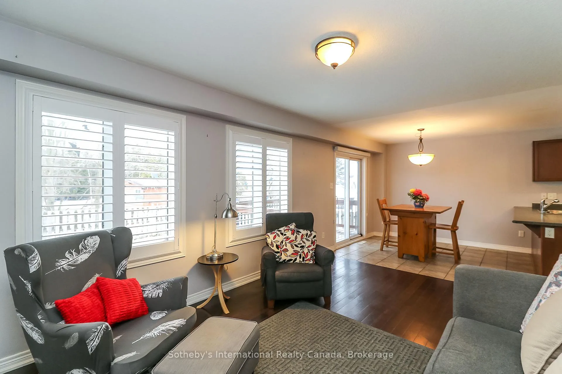 Photo 18 of 16 Nottawa Road, Wasaga Beach — HOMEH