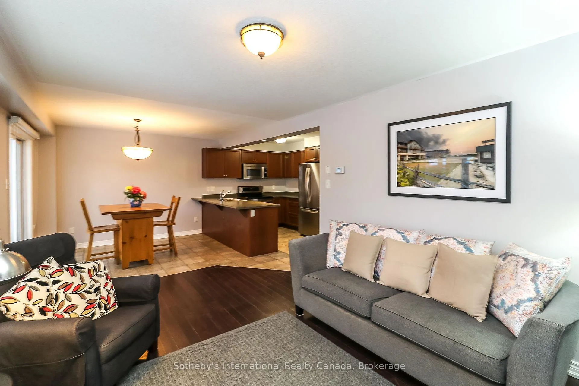 Photo 19 of 16 Nottawa Road, Wasaga Beach — HOMEH