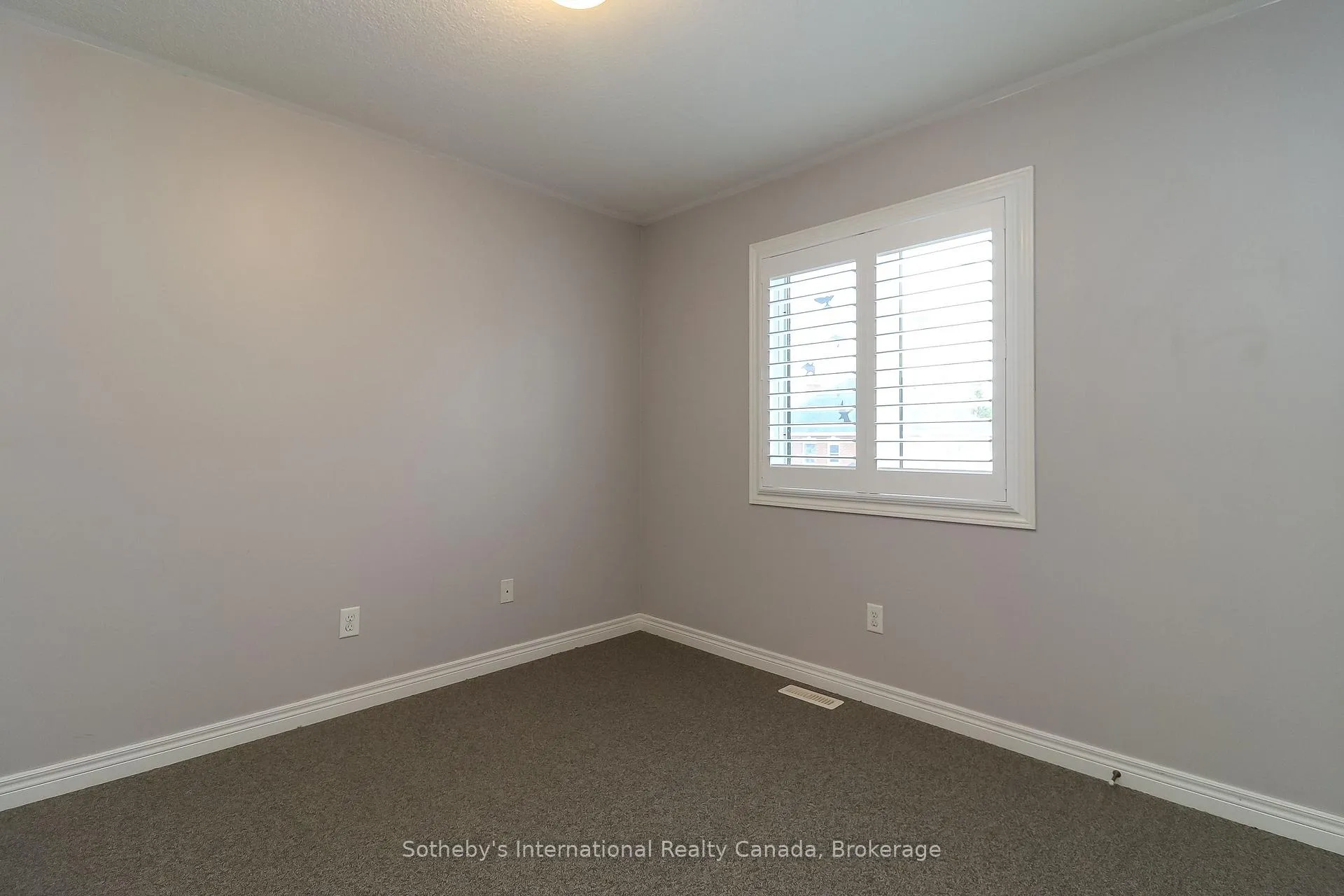 Photo 27 of 16 Nottawa Road, Wasaga Beach — HOMEH