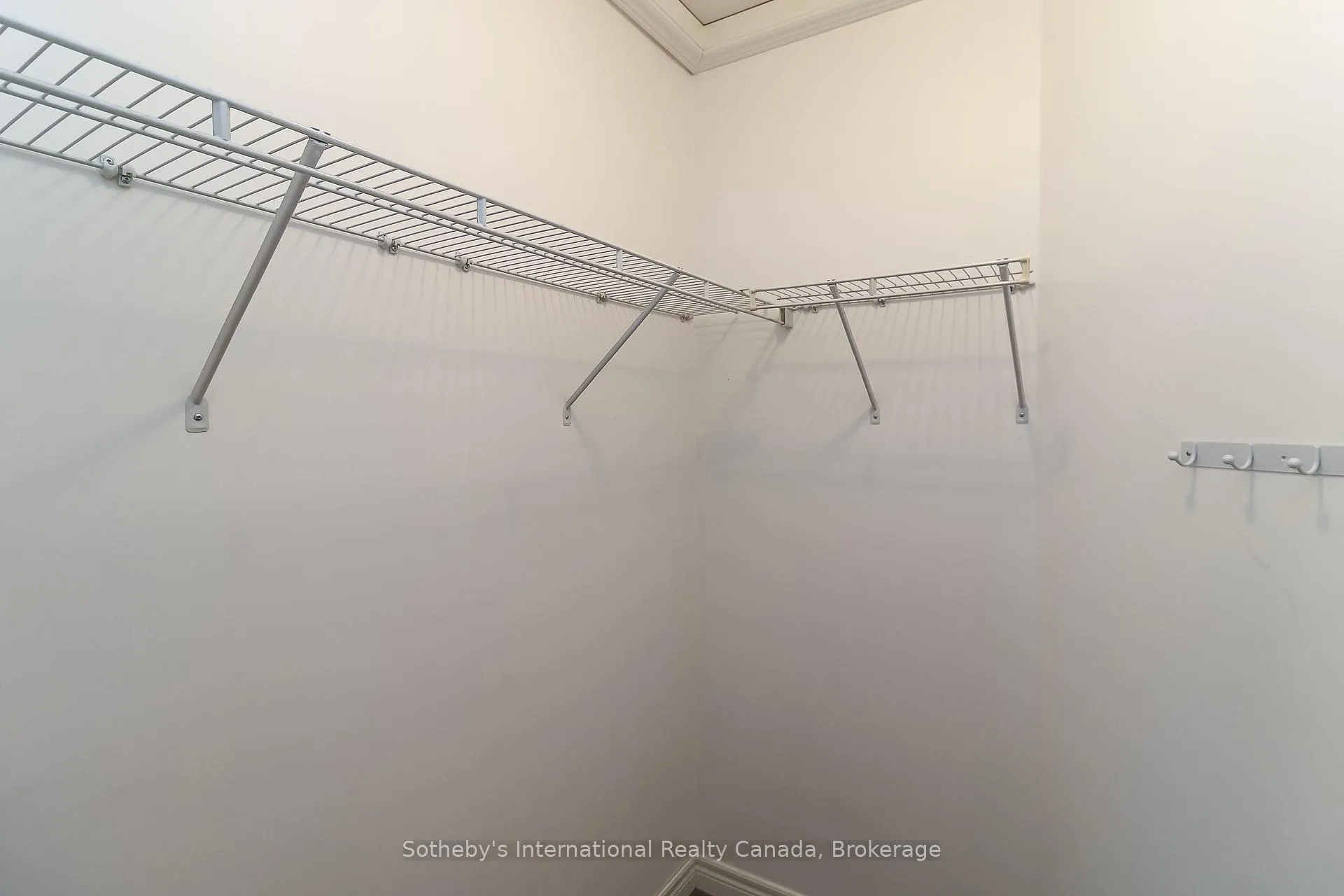 Photo 31 of 16 Nottawa Road, Wasaga Beach — HOMEH