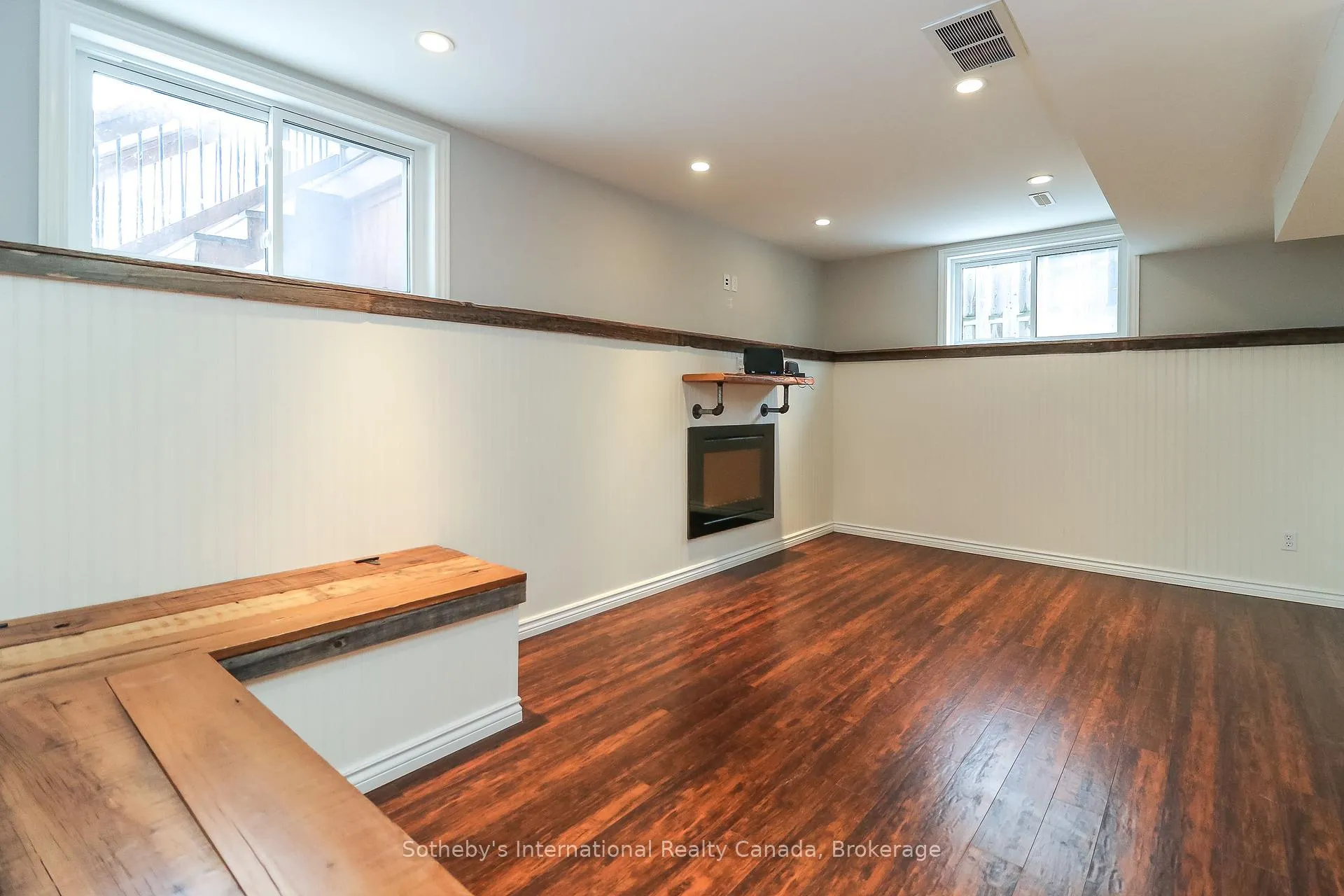 Photo 36 of 16 Nottawa Road, Wasaga Beach — HOMEH