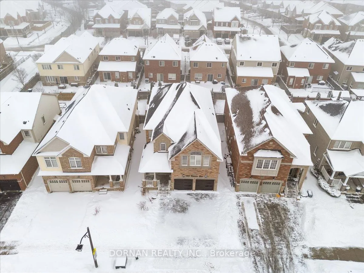 Photo 3 of 1023 Coldstream Drive, Oshawa, Taunton — HOMEH