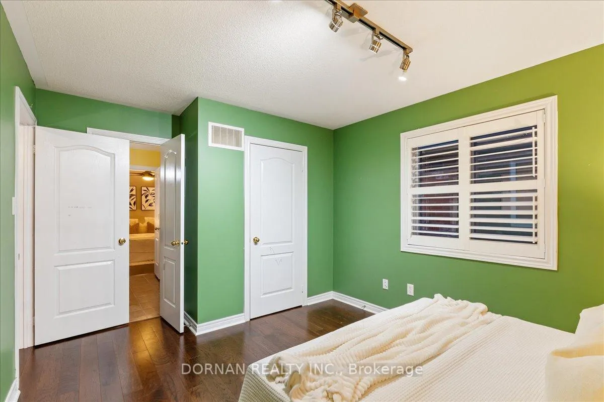 Photo 31 of 1023 Coldstream Drive, Oshawa, Taunton — HOMEH