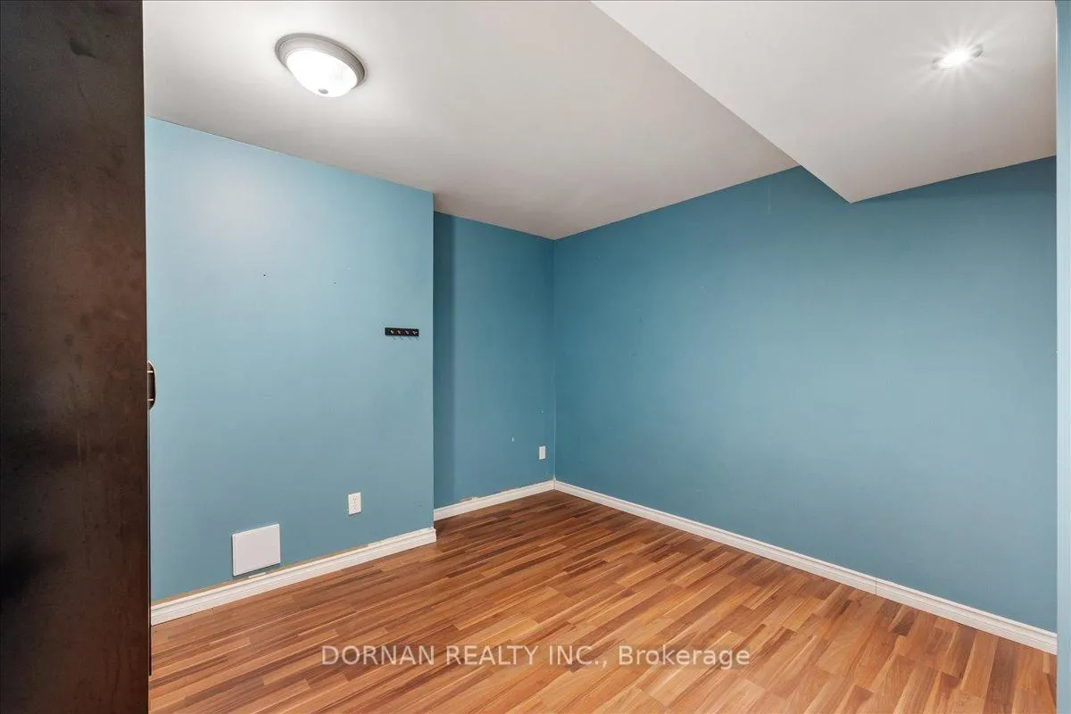 Photo 45 of 1023 Coldstream Drive, Oshawa, Taunton — HOMEH