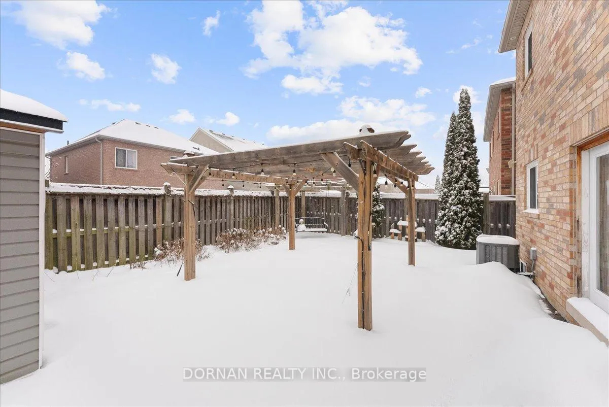 Photo 46 of 1023 Coldstream Drive, Oshawa, Taunton — HOMEH