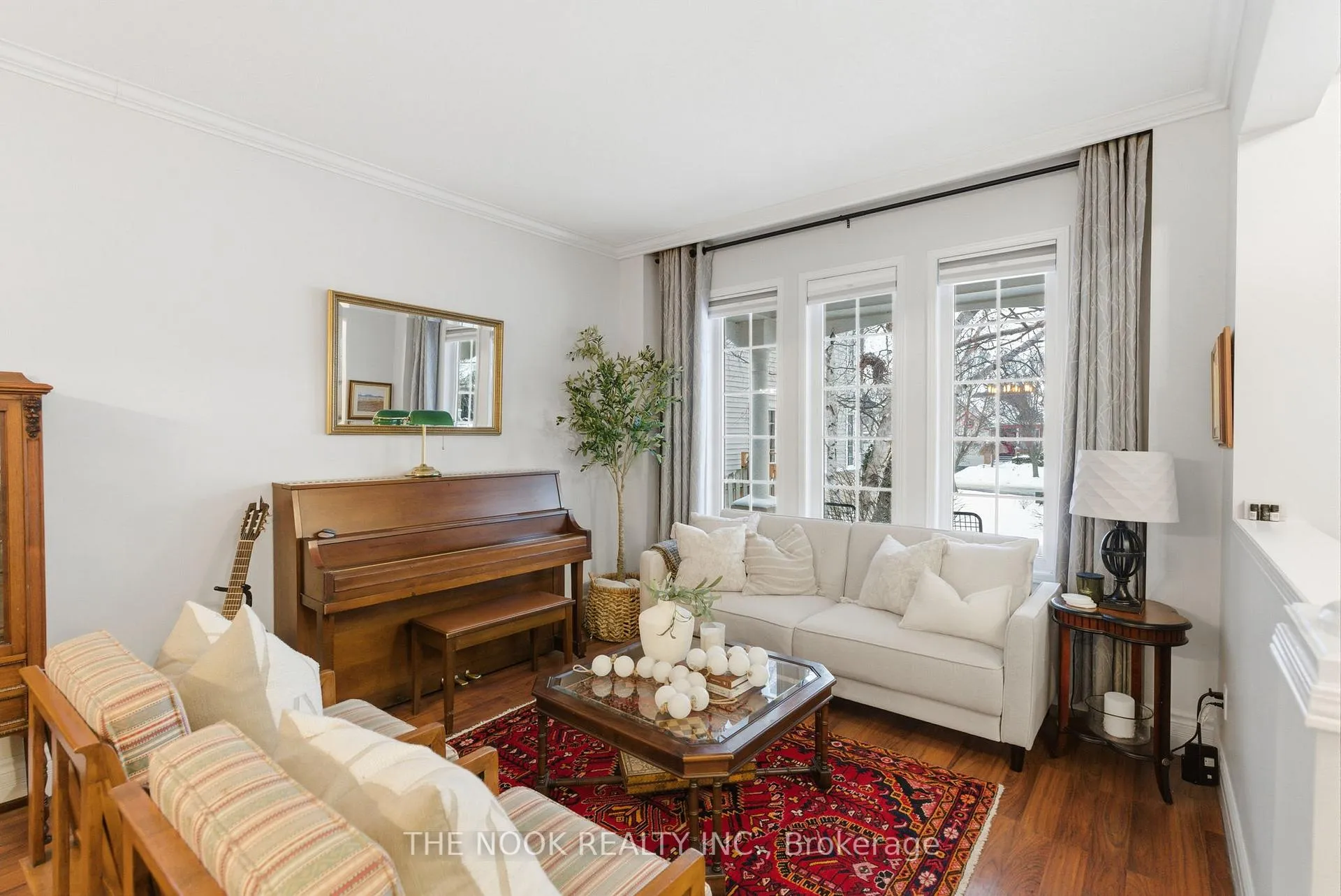 Photo 9 of 5 Coastview Court, Whitby, Port Whitby — HOMEH