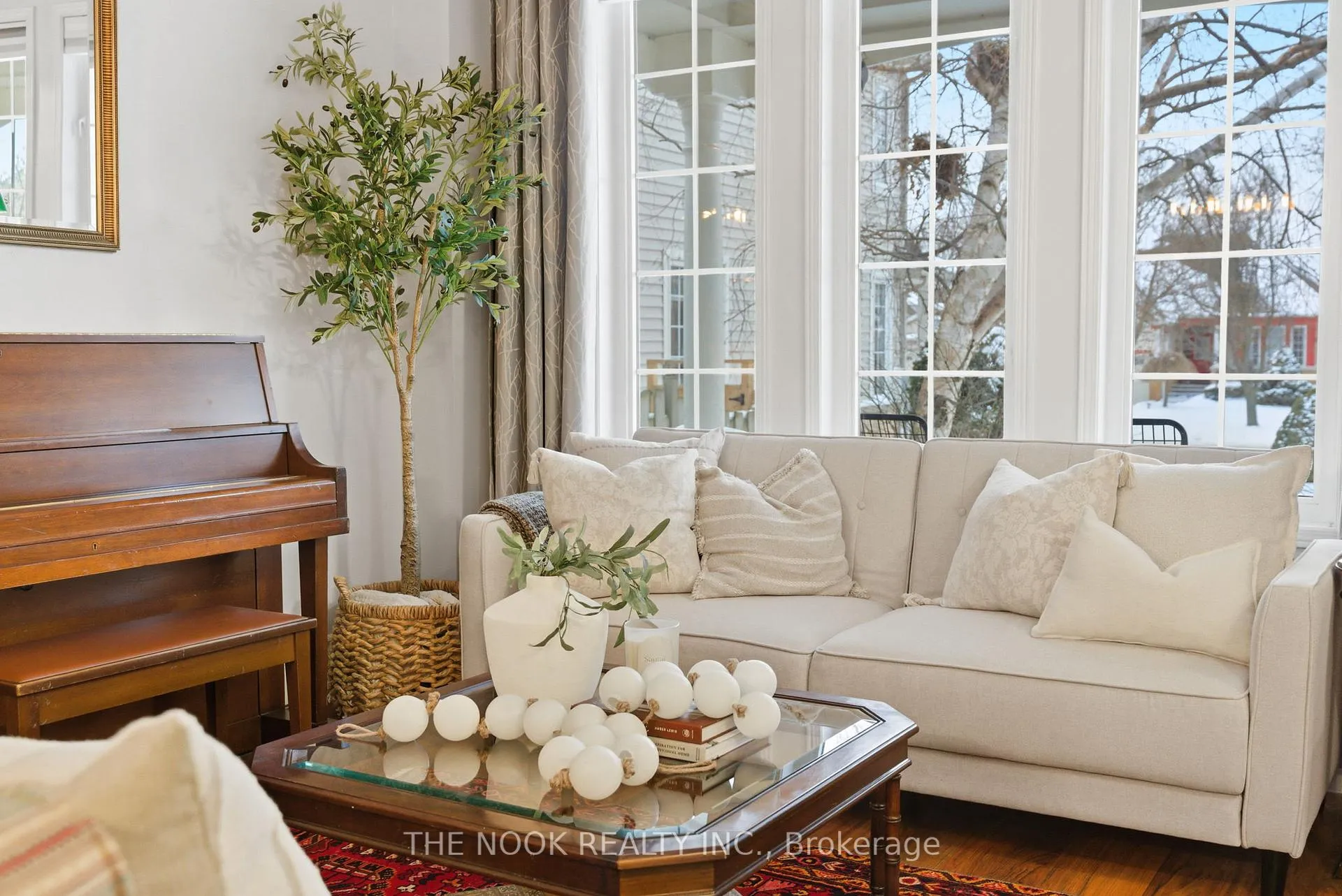 Photo 10 of 5 Coastview Court, Whitby, Port Whitby — HOMEH