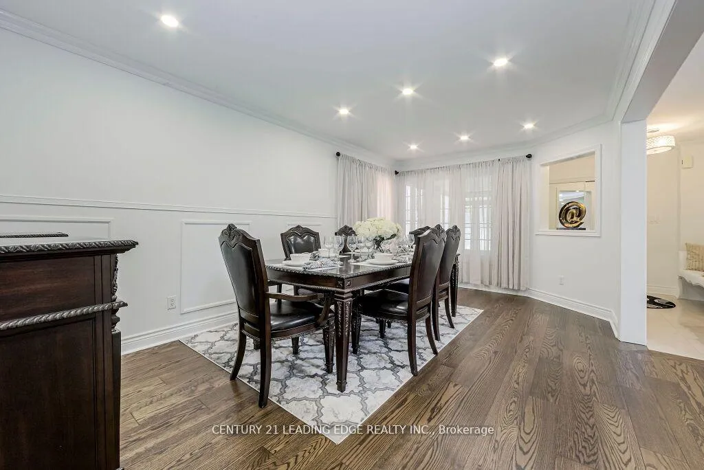 Photo 10 of 33 Markwood Crescent, Whitby, Rolling Acres — HOMEH
