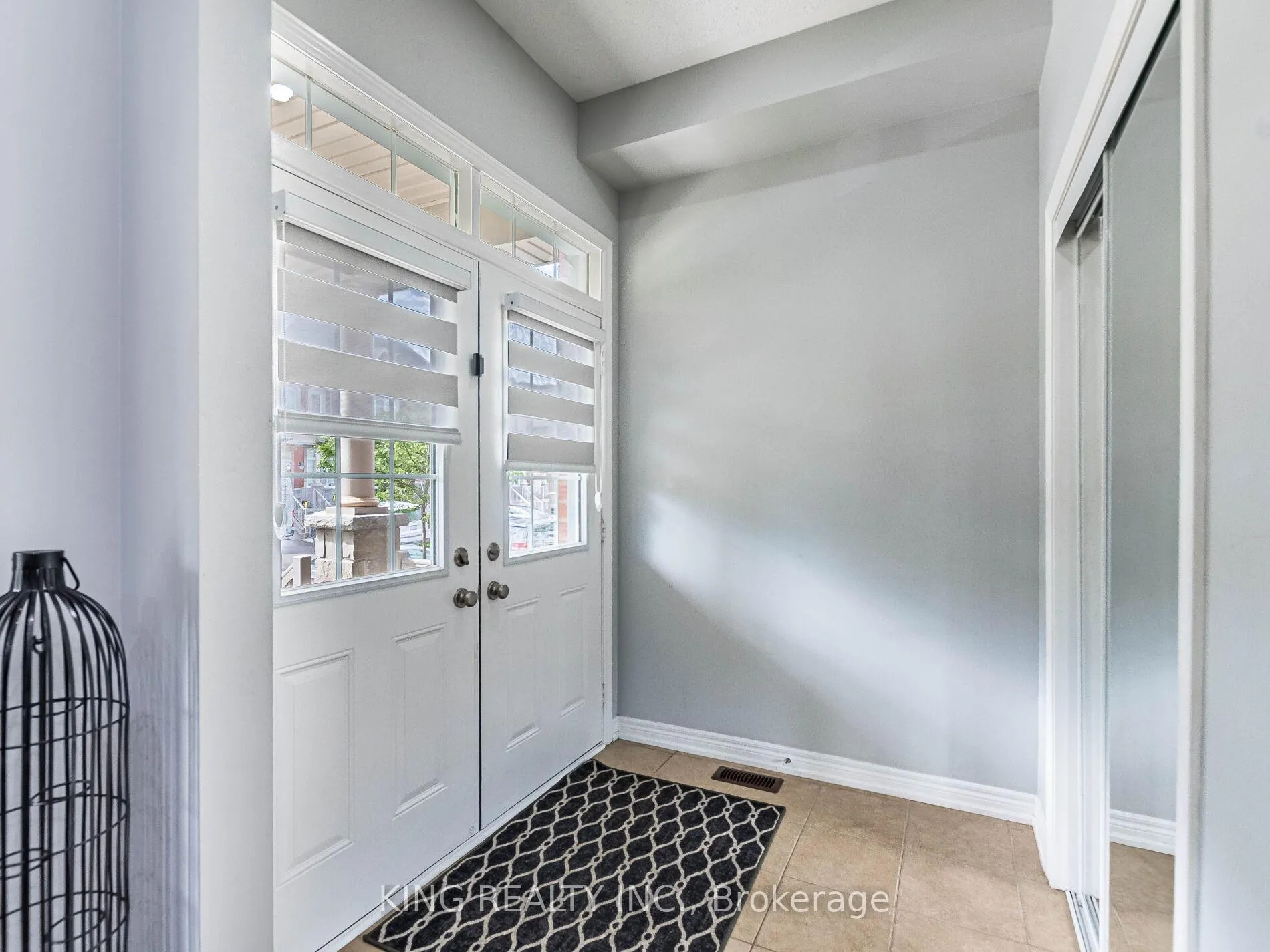 Photo 3 of 40 Saint Dennis Road, Brampton, Sandringham-Wellington North — HOMEH