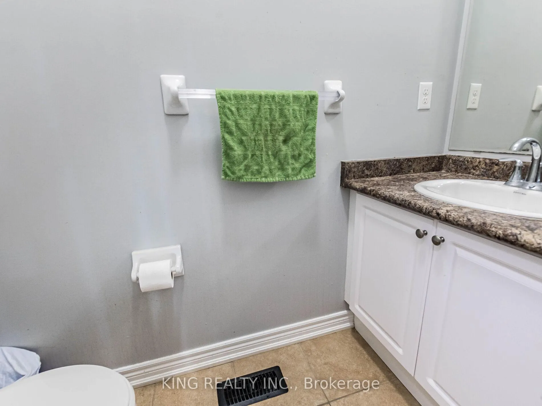 Photo 19 of 40 Saint Dennis Road, Brampton, Sandringham-Wellington North — HOMEH