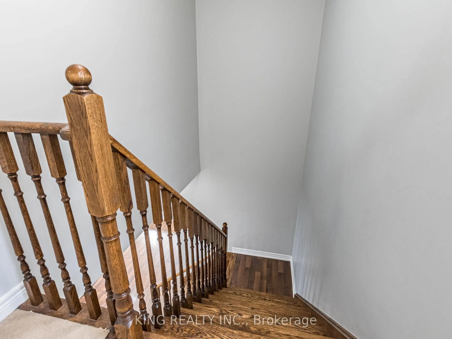 Photo 21 of 40 Saint Dennis Road, Brampton, Sandringham-Wellington North — HOMEH