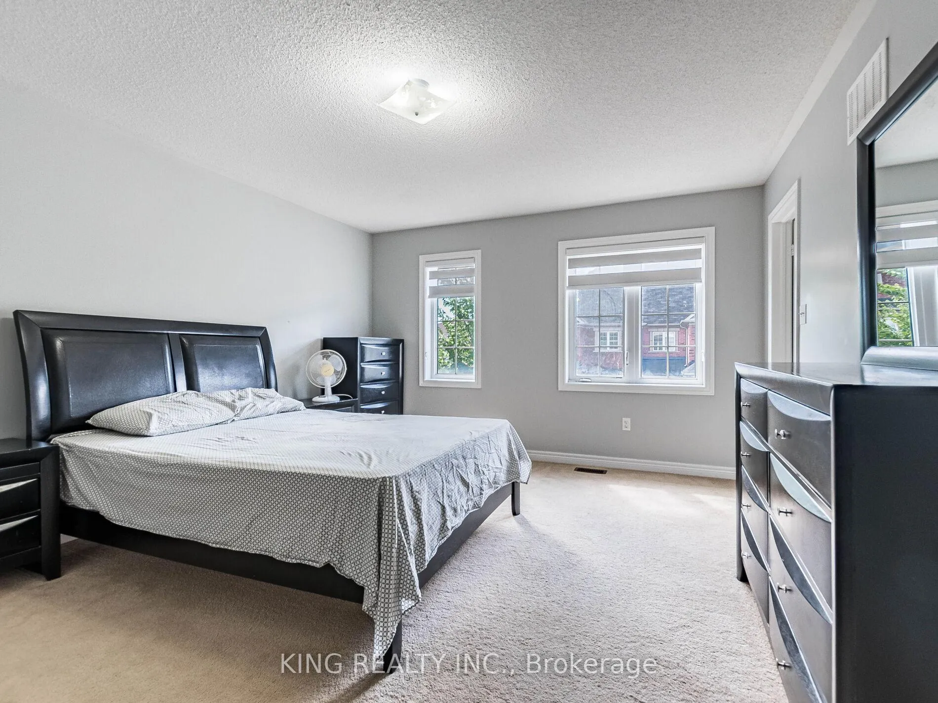 Photo 26 of 40 Saint Dennis Road, Brampton, Sandringham-Wellington North — HOMEH