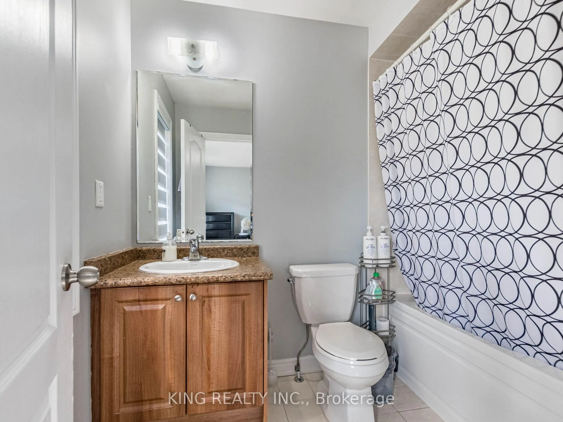 Photo 30 of 40 Saint Dennis Road, Brampton, Sandringham-Wellington North — HOMEH