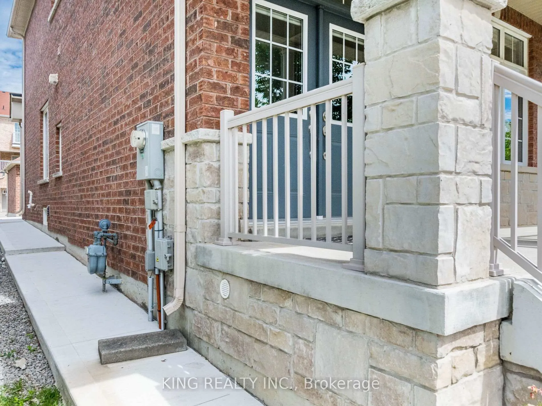 Photo 38 of 40 Saint Dennis Road, Brampton, Sandringham-Wellington North — HOMEH
