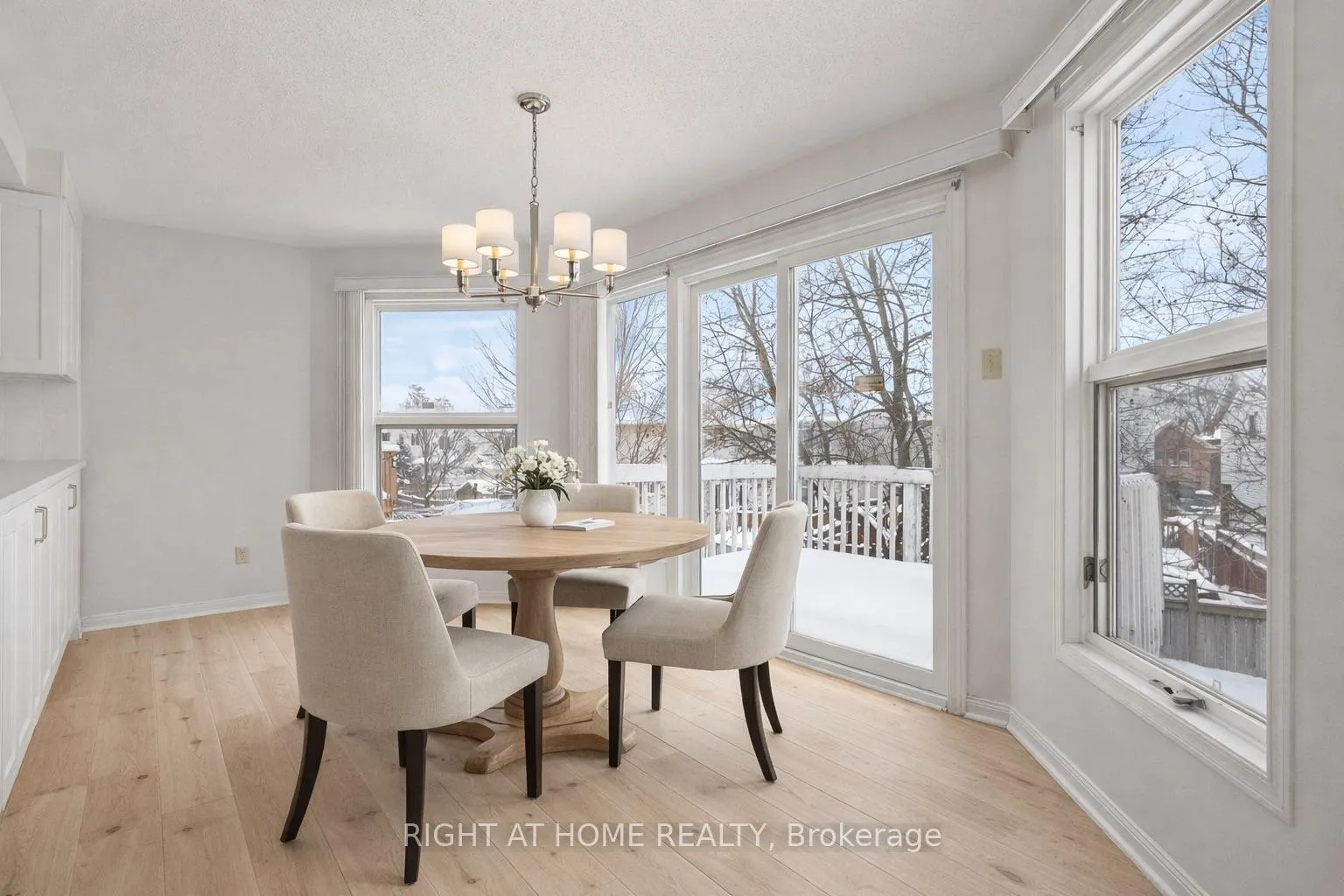 Photo 10 of 11 Kluane Ridge, Ottawa, Kanata - Bridlewood — HOMEH