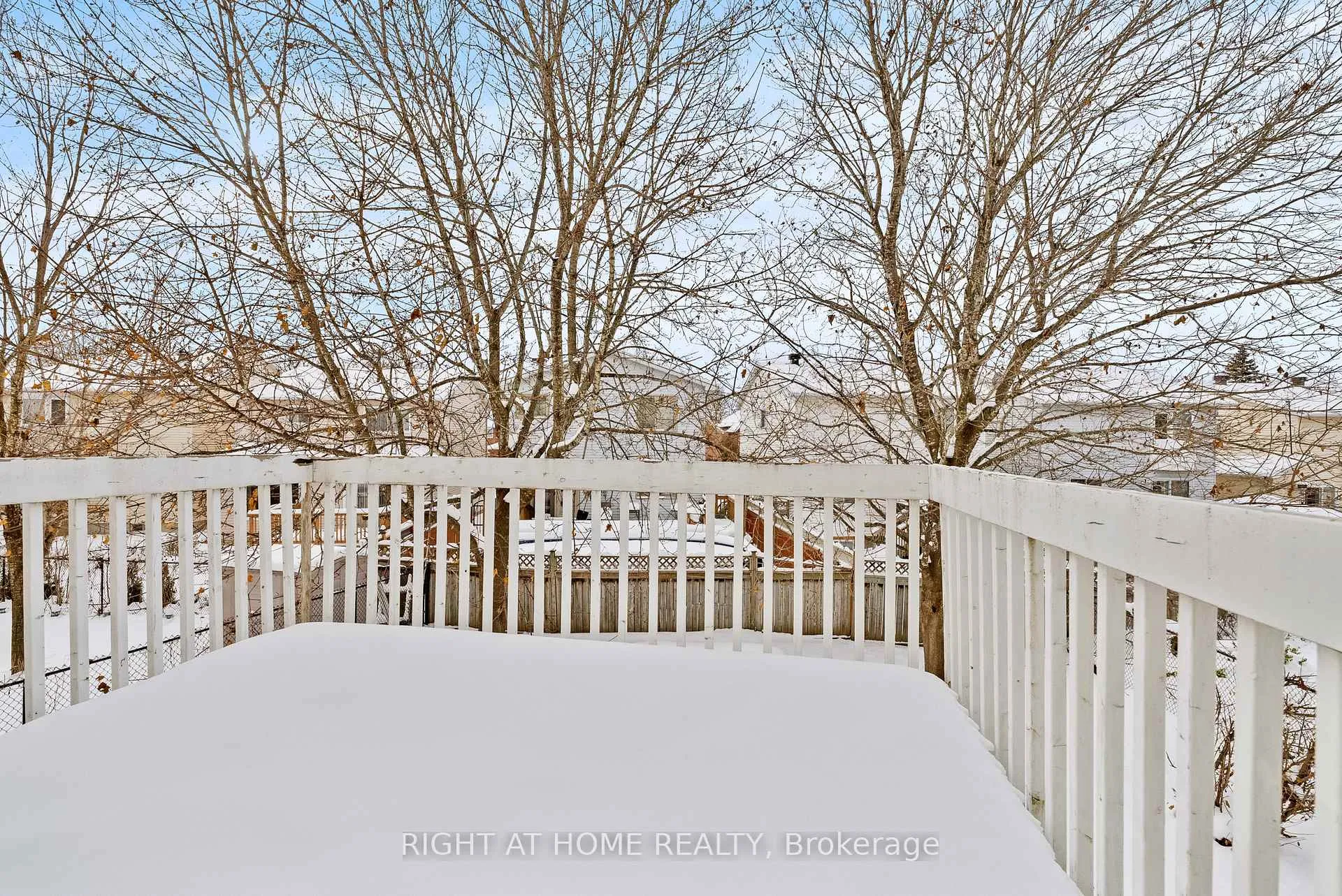 Photo 13 of 11 Kluane Ridge, Ottawa, Kanata - Bridlewood — HOMEH