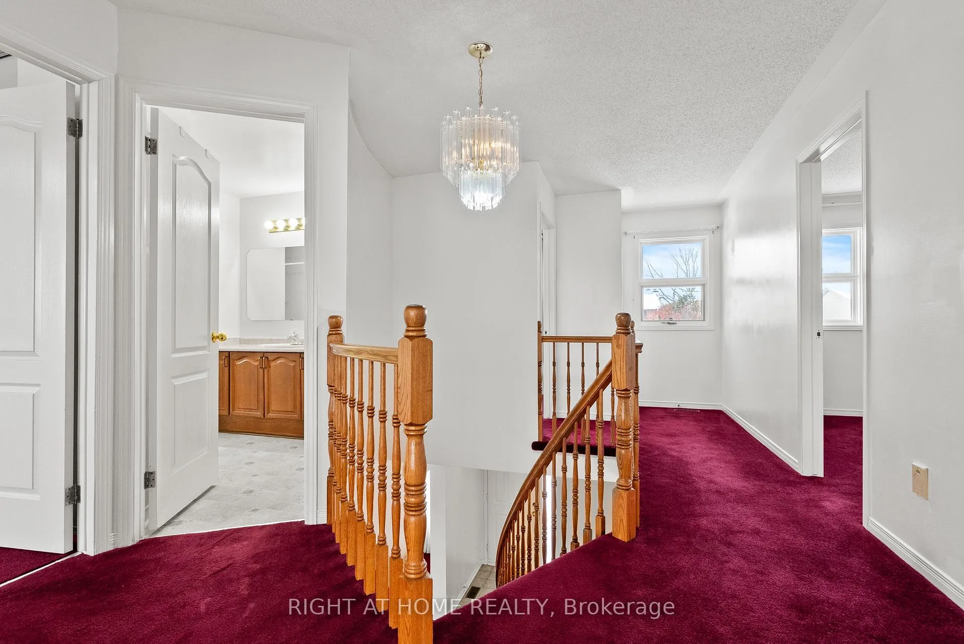 Photo 23 of 11 Kluane Ridge, Ottawa, Kanata - Bridlewood — HOMEH