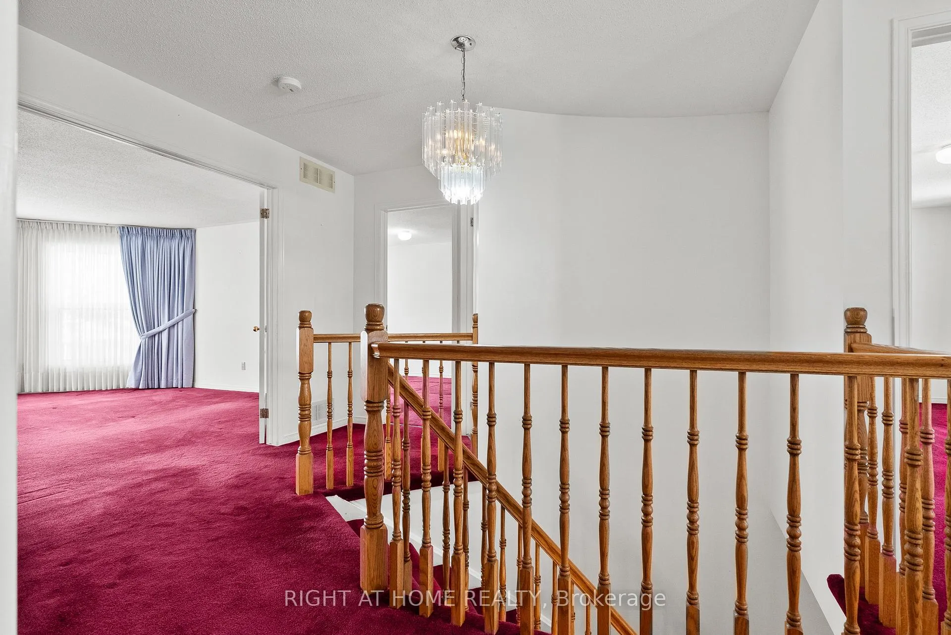 Photo 24 of 11 Kluane Ridge, Ottawa, Kanata - Bridlewood — HOMEH