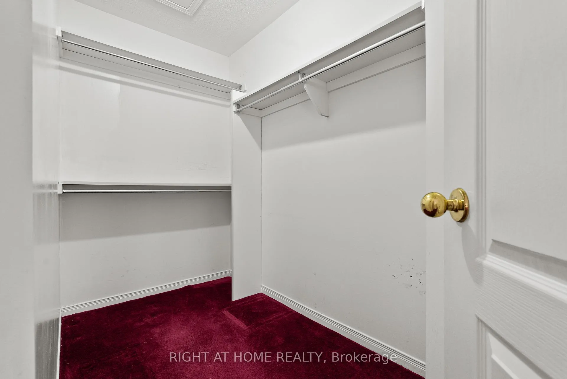 Photo 31 of 11 Kluane Ridge, Ottawa, Kanata - Bridlewood — HOMEH