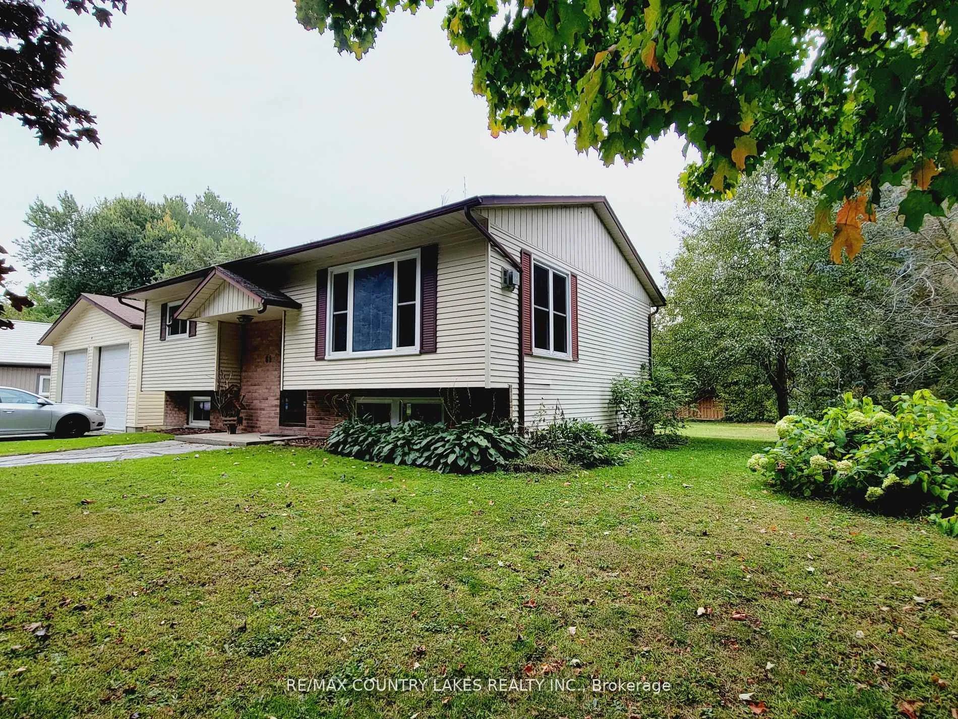Photo 5 of 61 Seventh Street, Brock, Beaverton — HOMEH