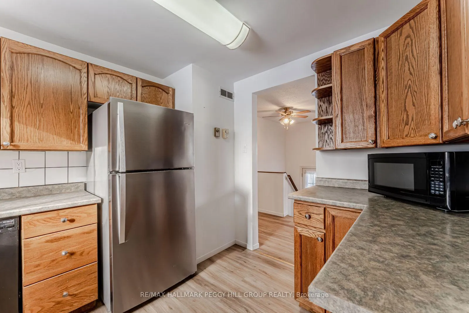 Photo 4 of 858 Birchwood Drive, Midland — HOMEH