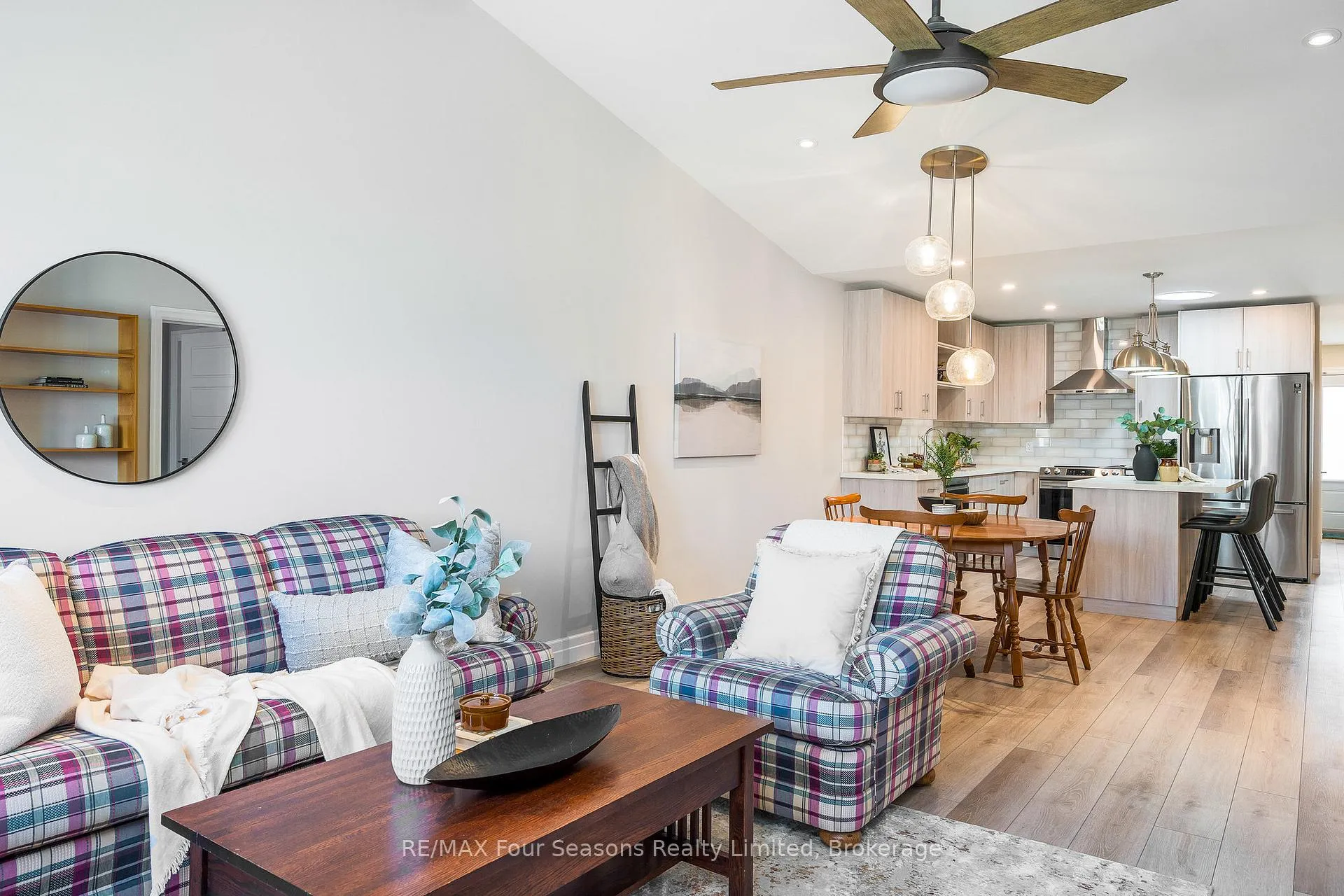 Photo 11 of 120 Warbler Way, Blue Mountains — HOMEH