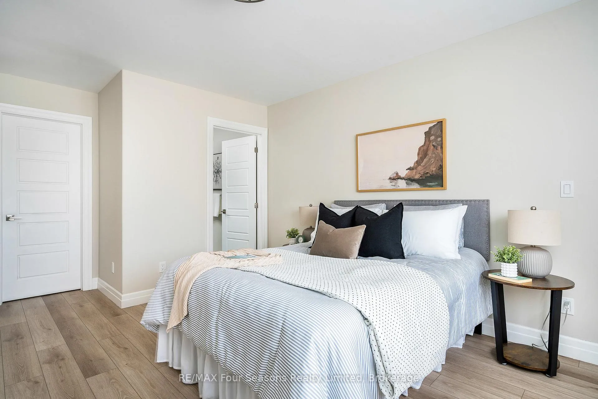 Photo 22 of 120 Warbler Way, Blue Mountains — HOMEH