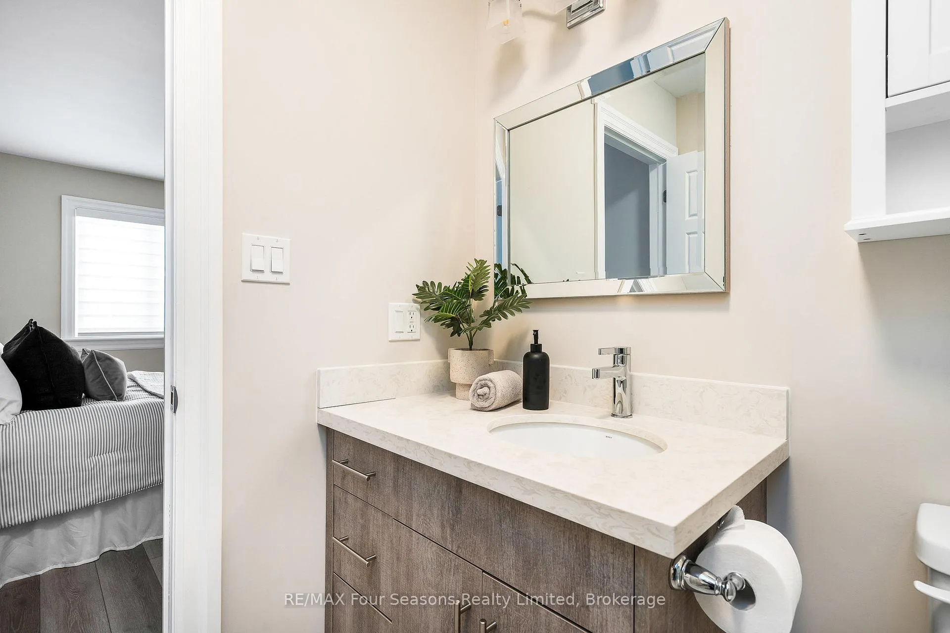 Photo 24 of 120 Warbler Way, Blue Mountains — HOMEH
