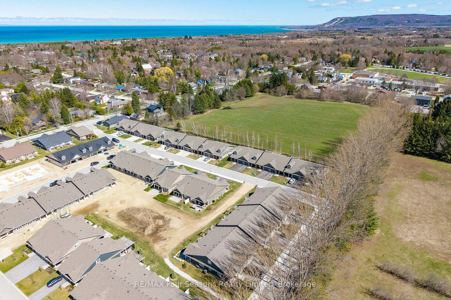 Photo 31 of 120 Warbler Way, Blue Mountains — HOMEH