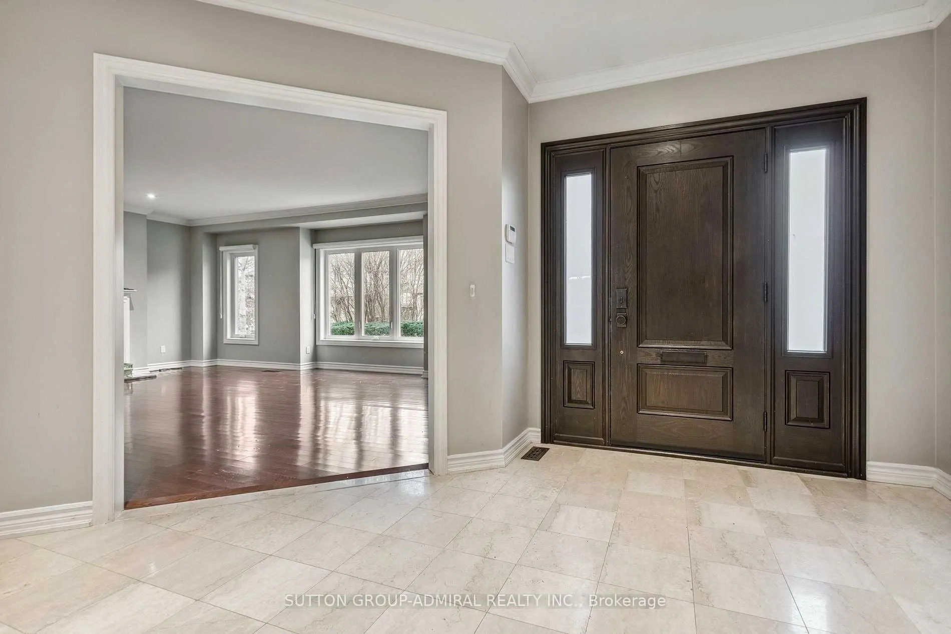 Photo 4 of 15 Whitehall Road, Toronto, Rosedale-Moore Park — HOMEH