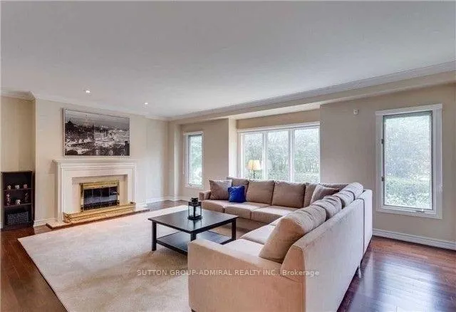 Photo 6 of 15 Whitehall Road, Toronto, Rosedale-Moore Park — HOMEH