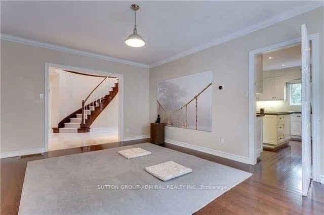 Photo 7 of 15 Whitehall Road, Toronto, Rosedale-Moore Park — HOMEH