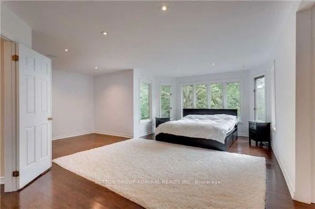 Photo 14 of 15 Whitehall Road, Toronto, Rosedale-Moore Park — HOMEH