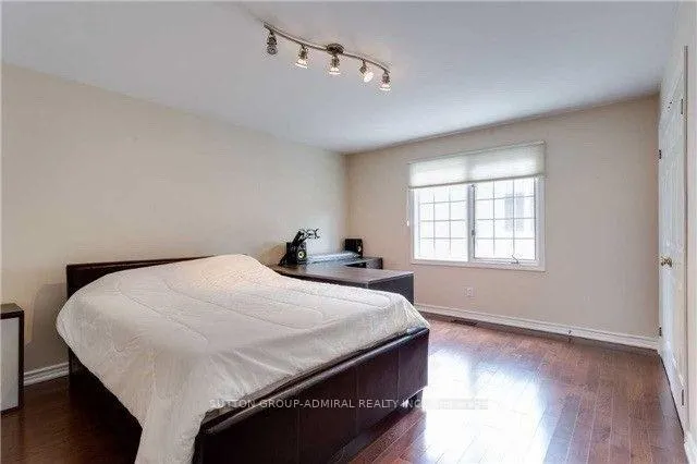Photo 15 of 15 Whitehall Road, Toronto, Rosedale-Moore Park — HOMEH