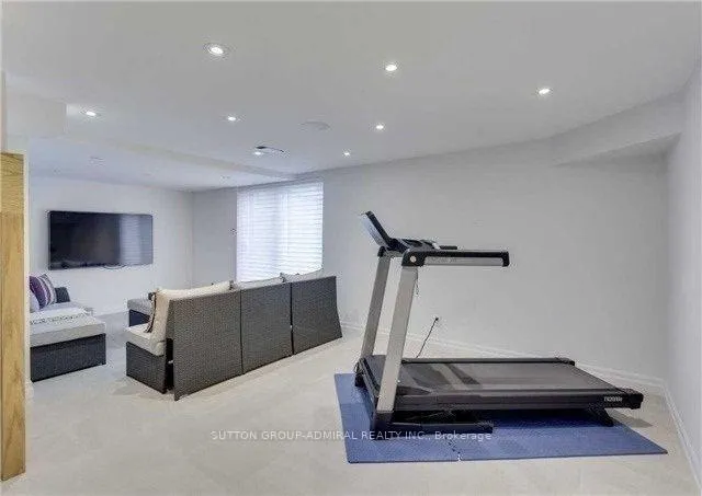 Photo 25 of 15 Whitehall Road, Toronto, Rosedale-Moore Park — HOMEH