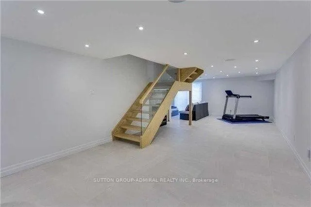Photo 27 of 15 Whitehall Road, Toronto, Rosedale-Moore Park — HOMEH