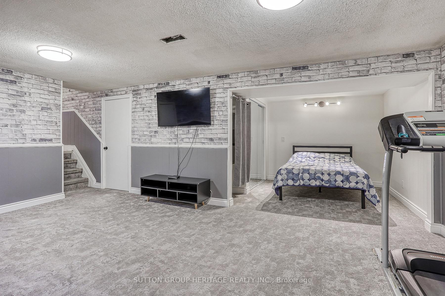 Photo 24 of 140 Clements Road E, Ajax, South East — HOMEH