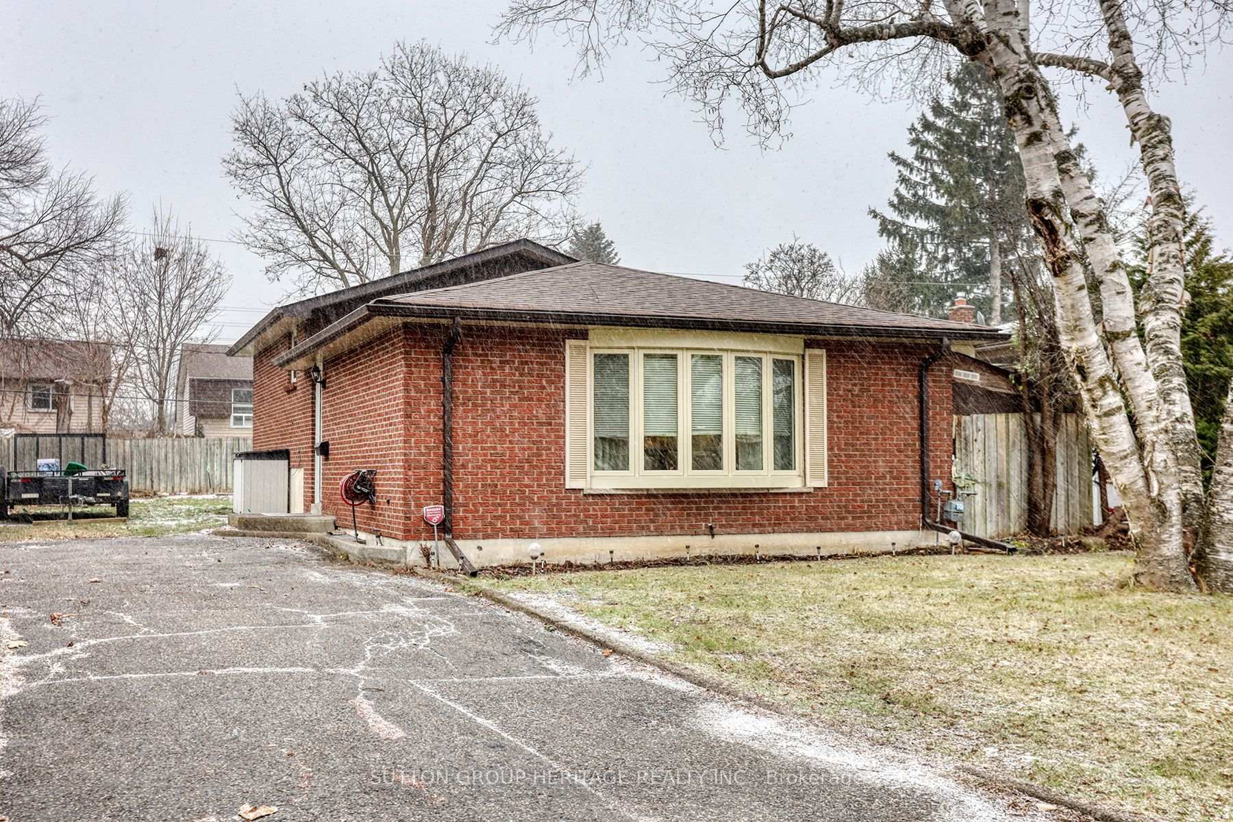 Photo 27 of 140 Clements Road E, Ajax, South East — HOMEH