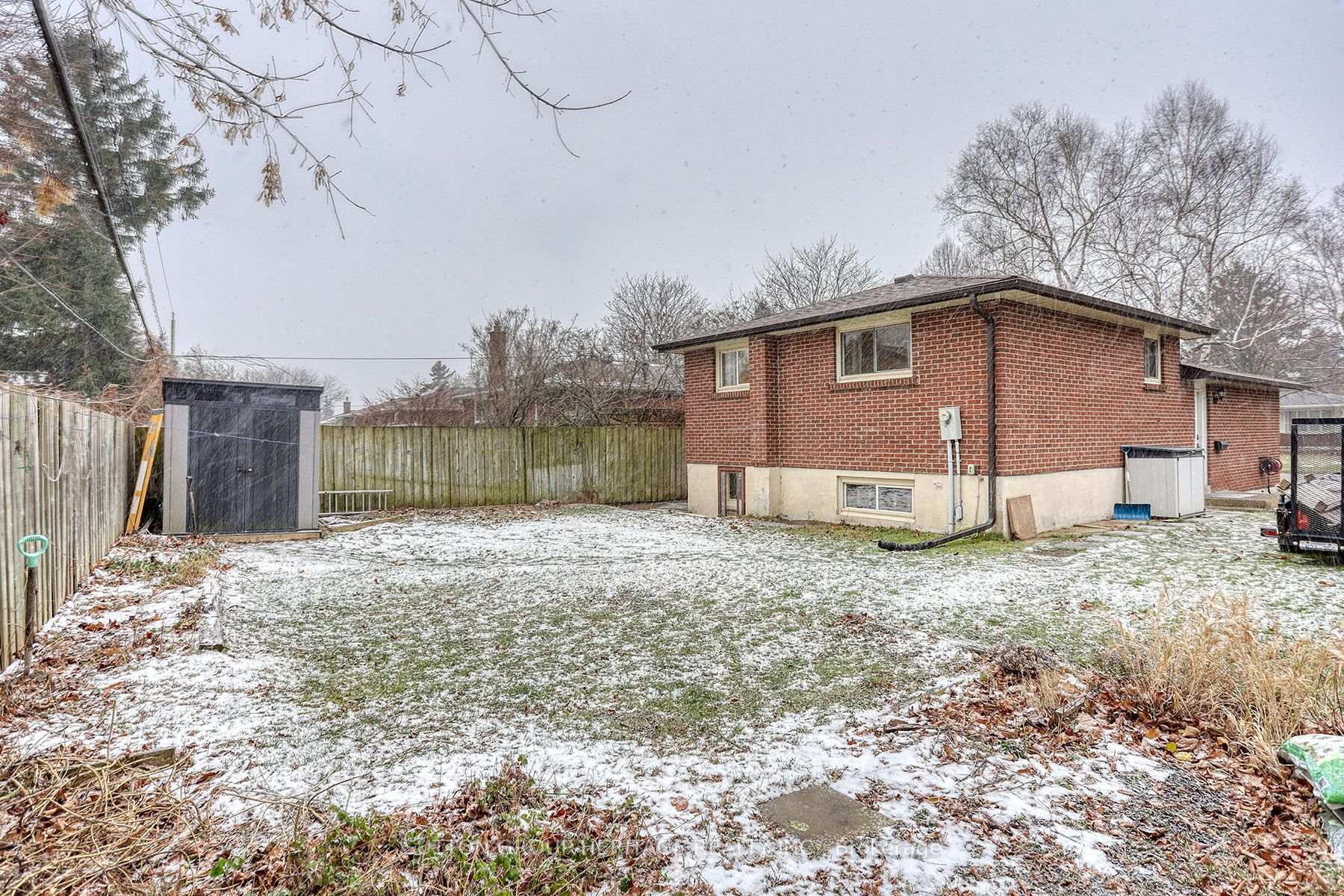 Photo 29 of 140 Clements Road E, Ajax, South East — HOMEH