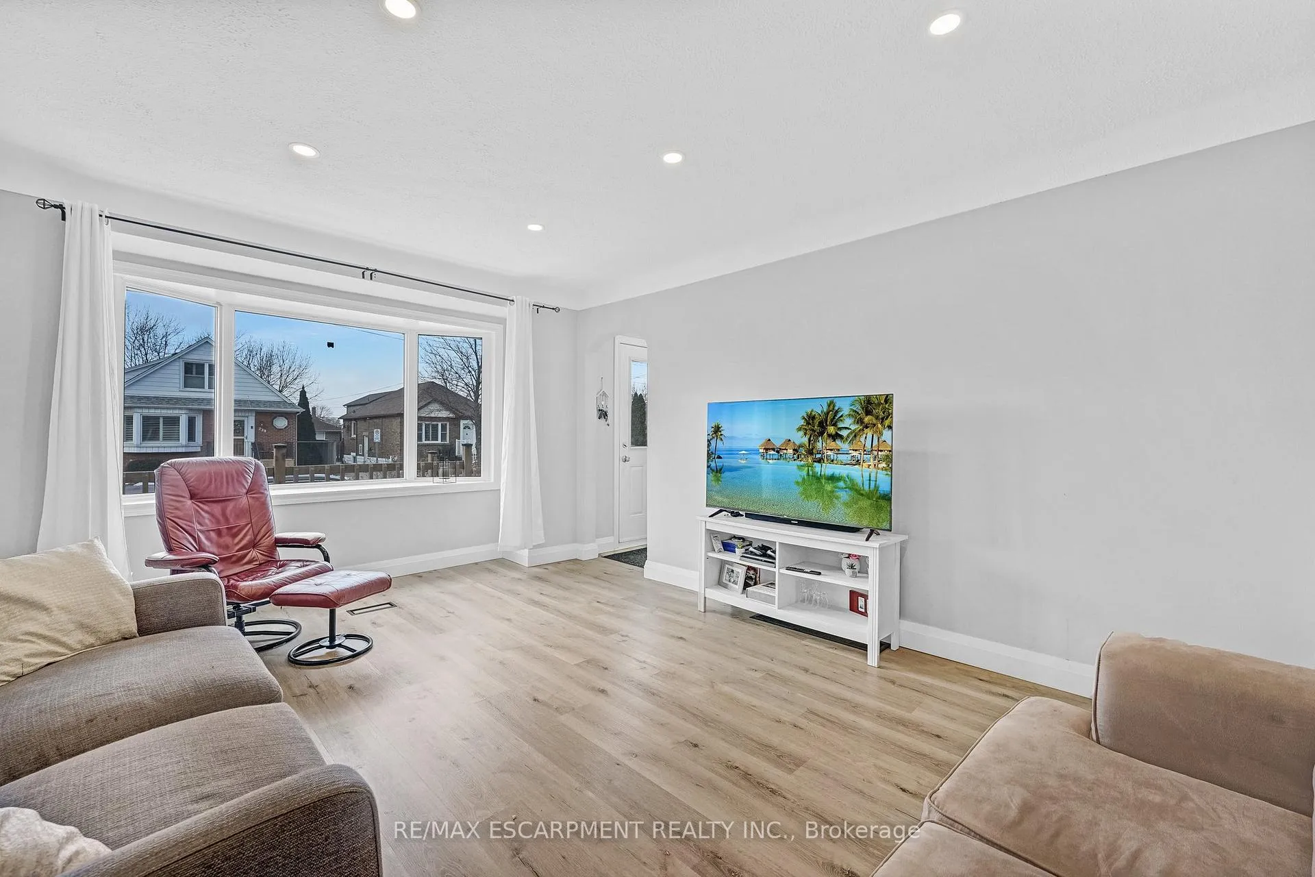 Photo 7 of 237 East 19th Street, Hamilton, Inch Park — HOMEH