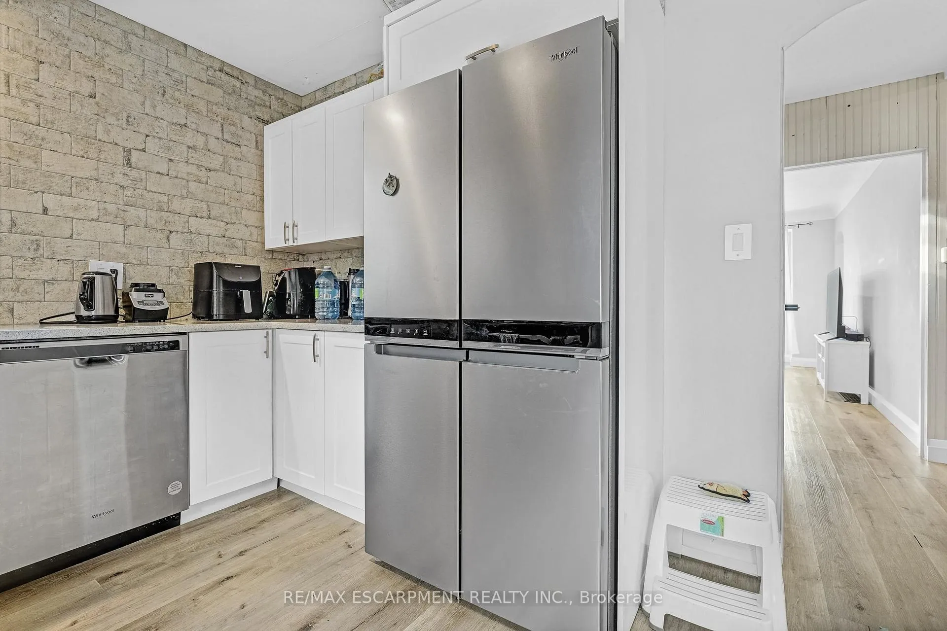 Photo 14 of 237 East 19th Street, Hamilton, Inch Park — HOMEH