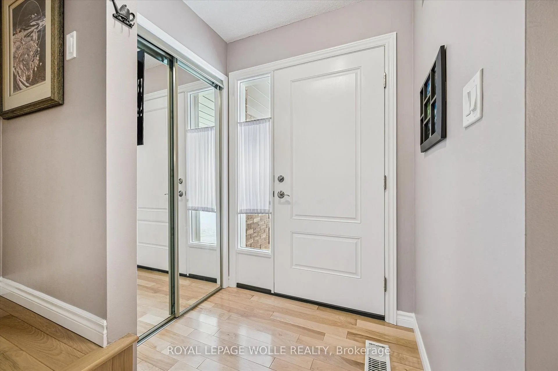 Photo 6 of 14 Bitzer Court, Cambridge — HOMEH