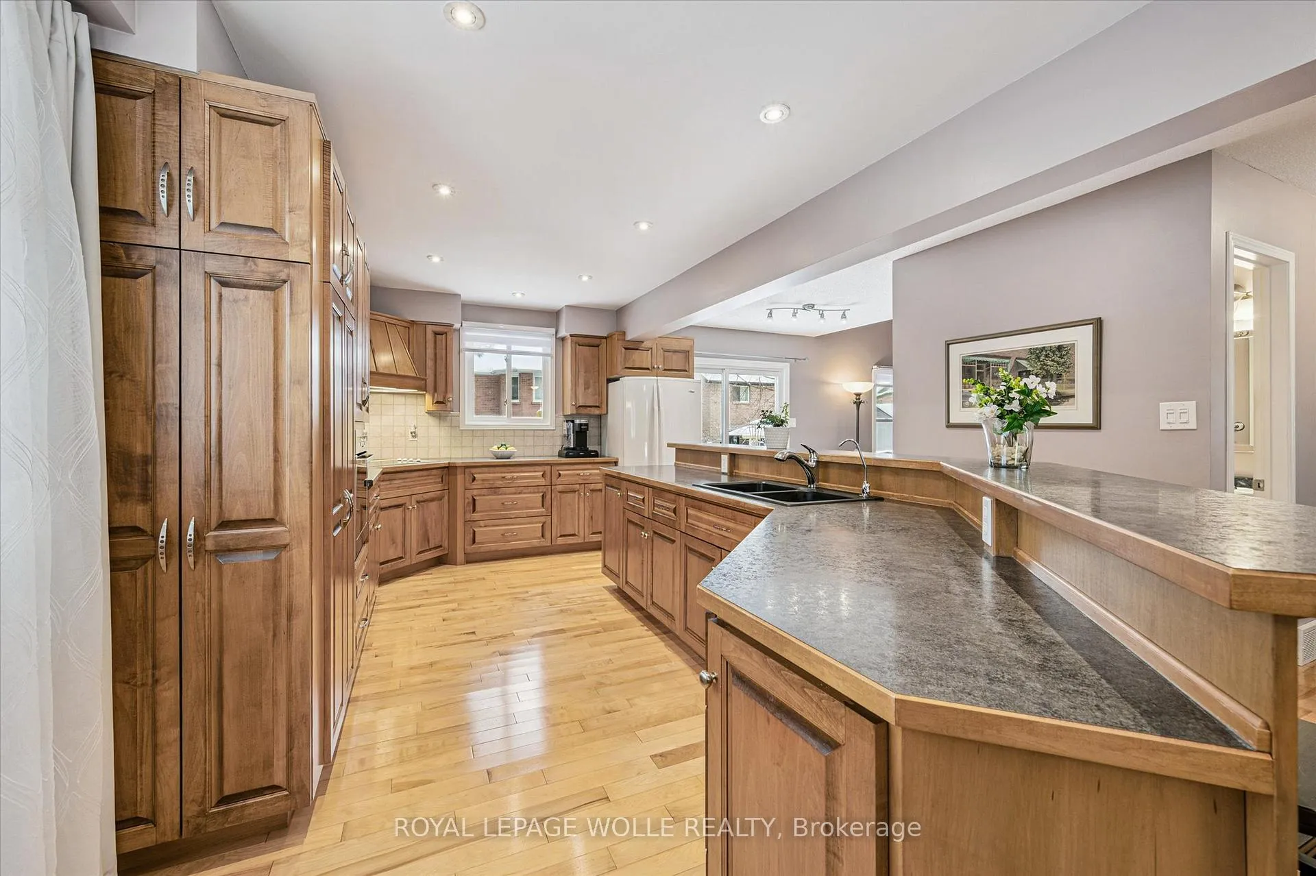 Photo 11 of 14 Bitzer Court, Cambridge — HOMEH